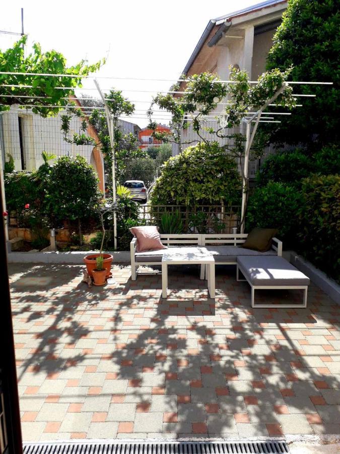 Apartments Ana And Vesna PUY 외부 사진